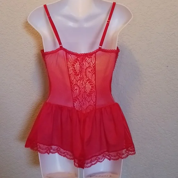 Sugar Thrillz Red Scarlet Lace Lingerie Size Medium - Picture 5 of 12